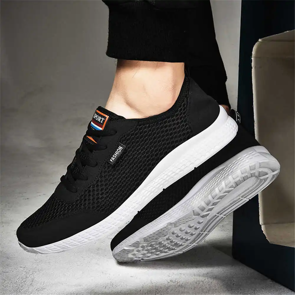 Men'S Grooming Ideas - Sepatu kets biru muda untuk pria,